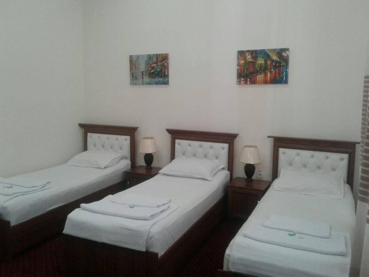 Hotel "Grand Way" Ташкент Екстериор снимка